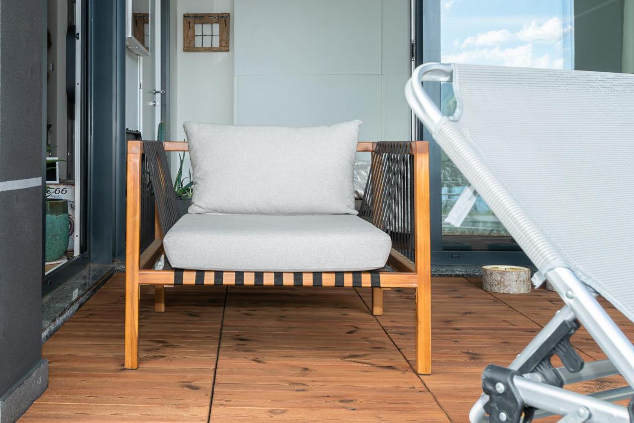 Appartamento Dany Con Vista Lago By Holiday Solutions Nesso Eksteriør bilde