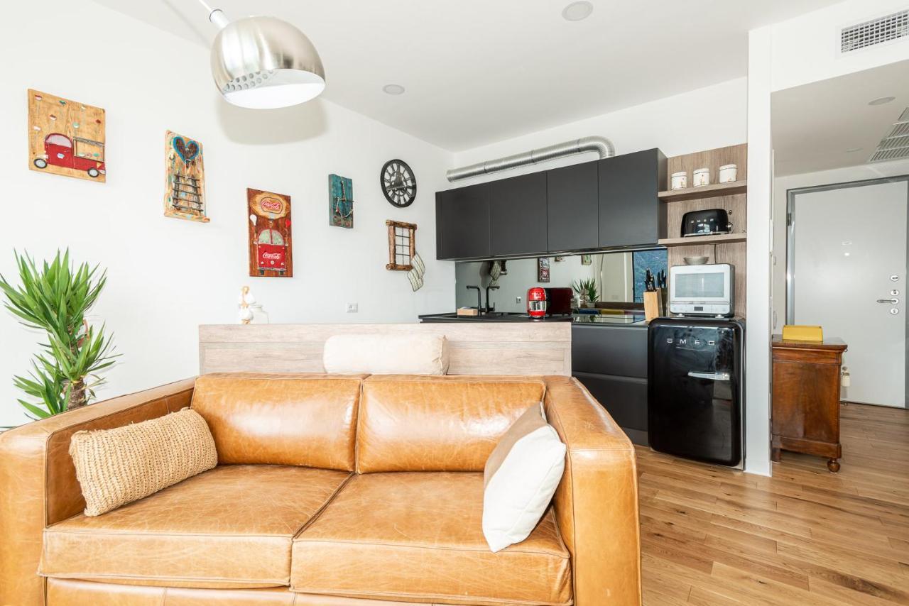 Appartamento Dany Con Vista Lago By Holiday Solutions Nesso Eksteriør bilde
