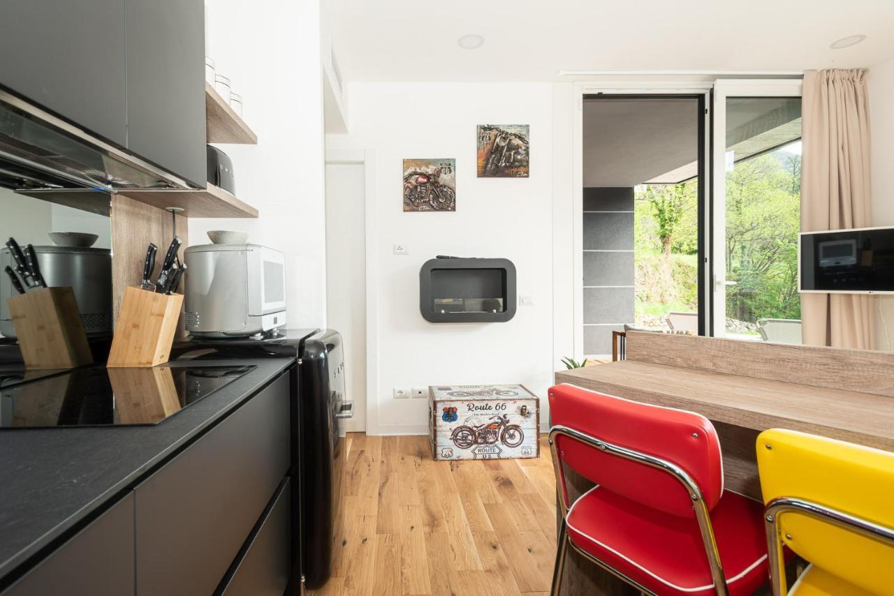 Appartamento Dany Con Vista Lago By Holiday Solutions Nesso Eksteriør bilde