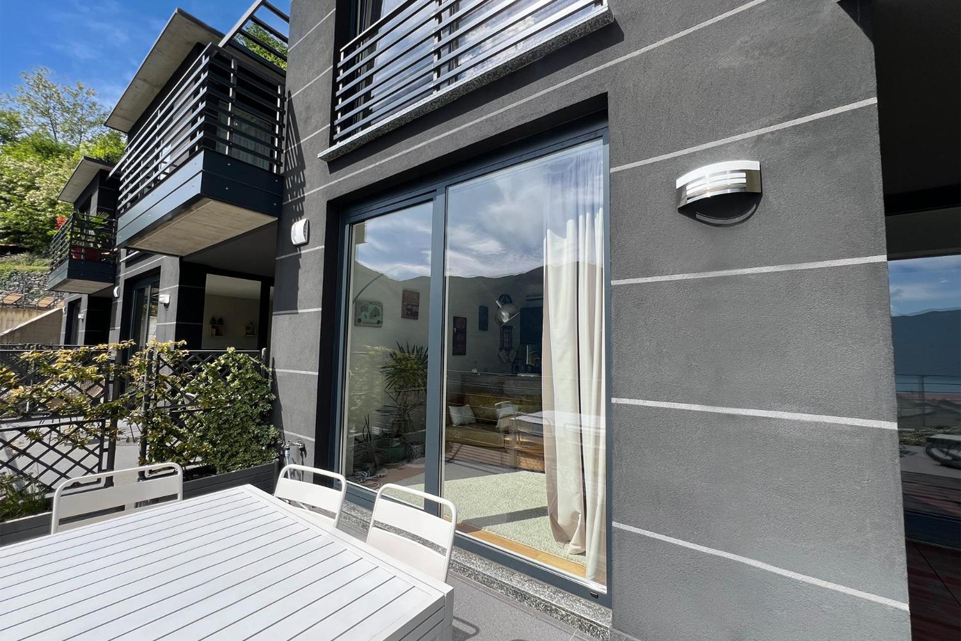 Appartamento Dany Con Vista Lago By Holiday Solutions Nesso Eksteriør bilde